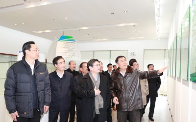 春节之后第一天，省纪委书记蒋卓庆来我公司走访调研